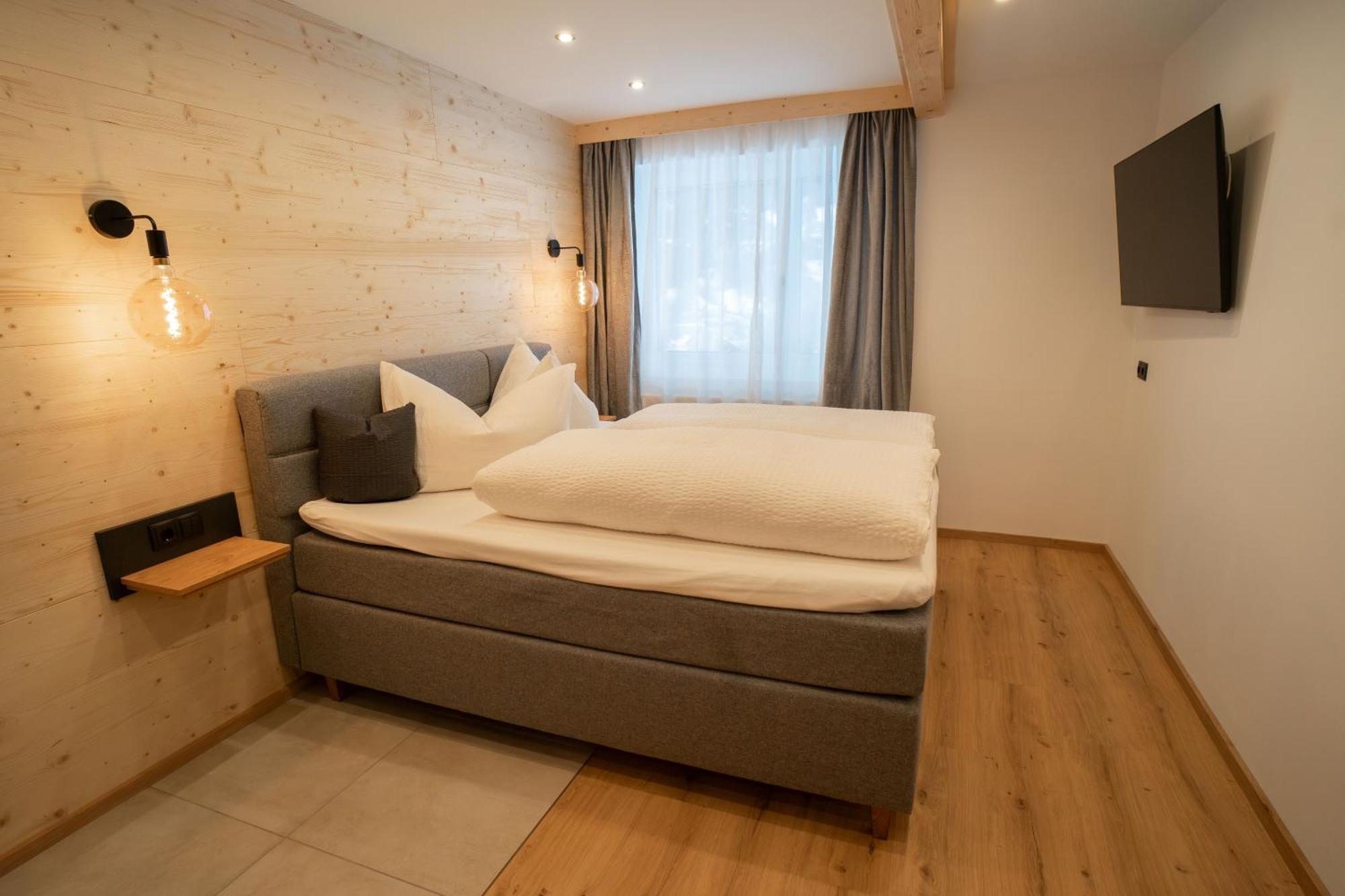 Apartement Waldfrieden Pfons Exterior photo